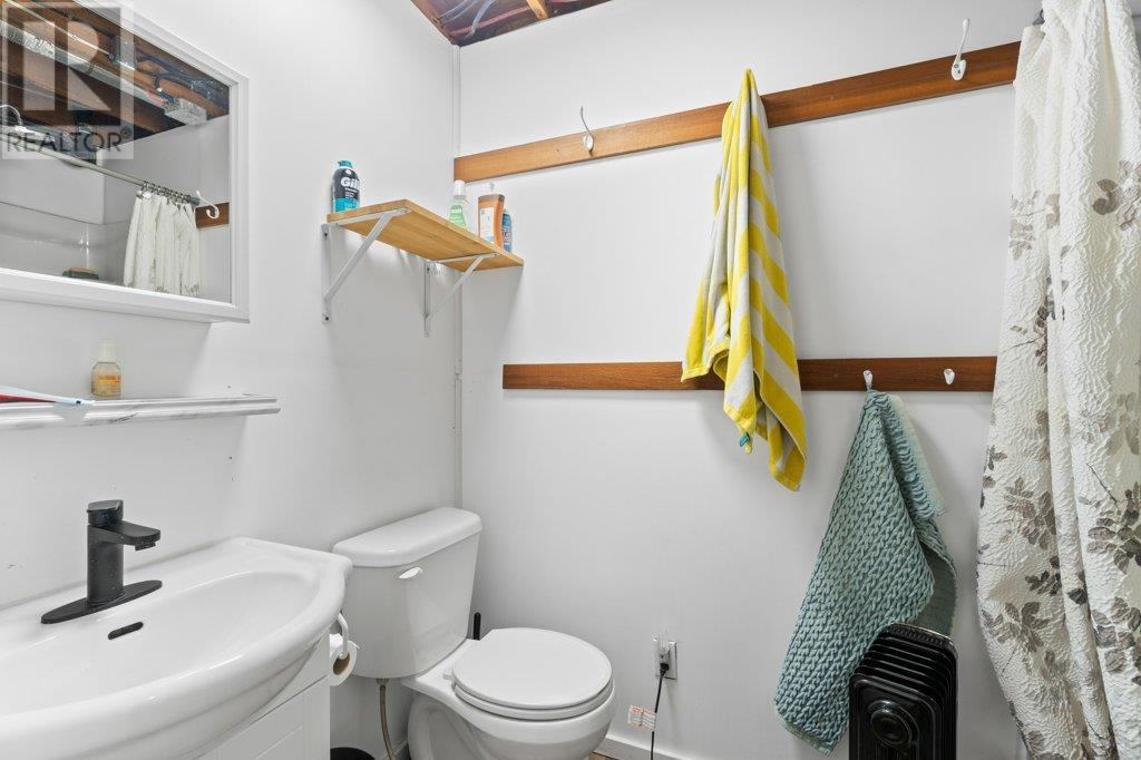  1209 Martinson Avenue, Sicamous