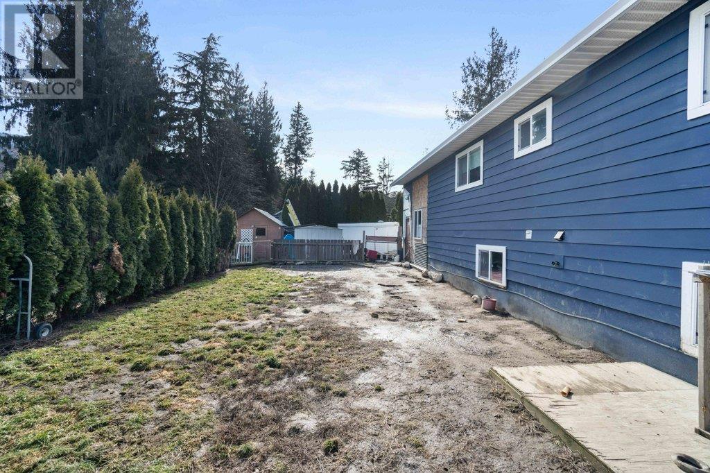  1209 Martinson Avenue, Sicamous