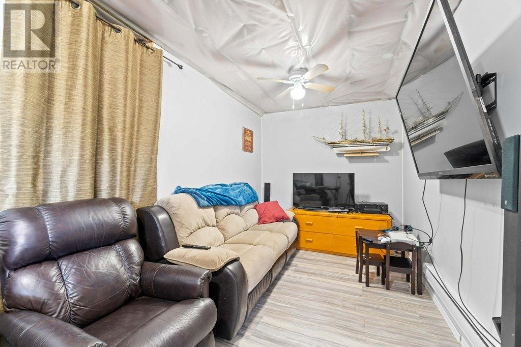  1209 Martinson Avenue, Sicamous