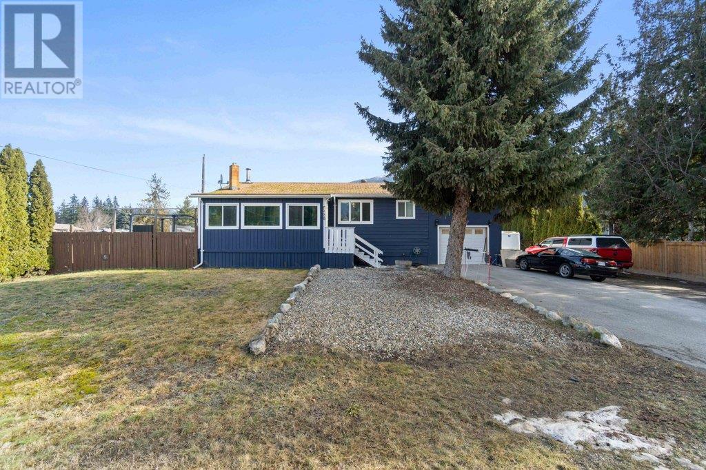  1209 Martinson Avenue, Sicamous