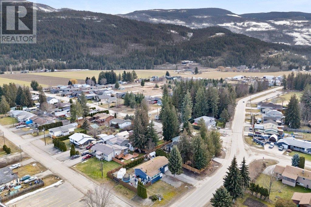  1209 Martinson Avenue, Sicamous