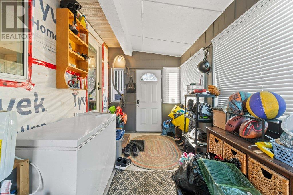  1209 Martinson Avenue, Sicamous