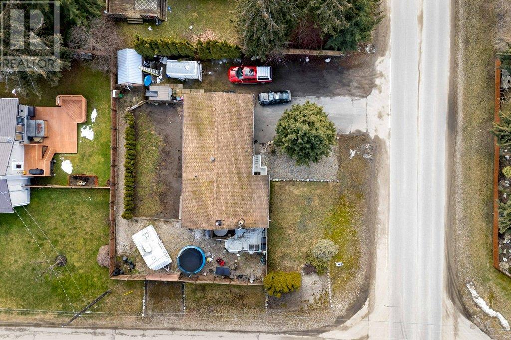  1209 Martinson Avenue, Sicamous