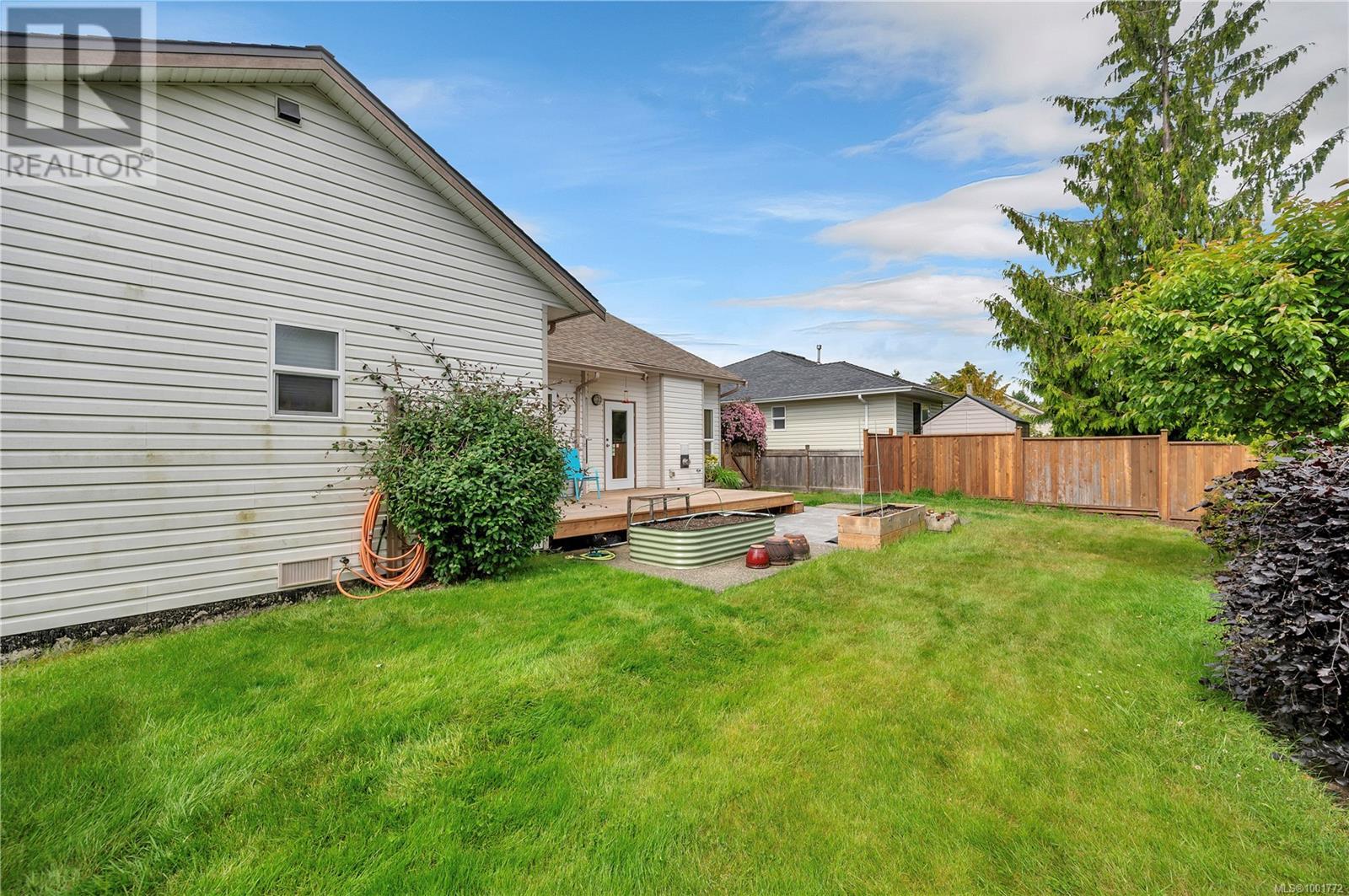 Photo 34 of 678 Baker Pl, Campbell River BC