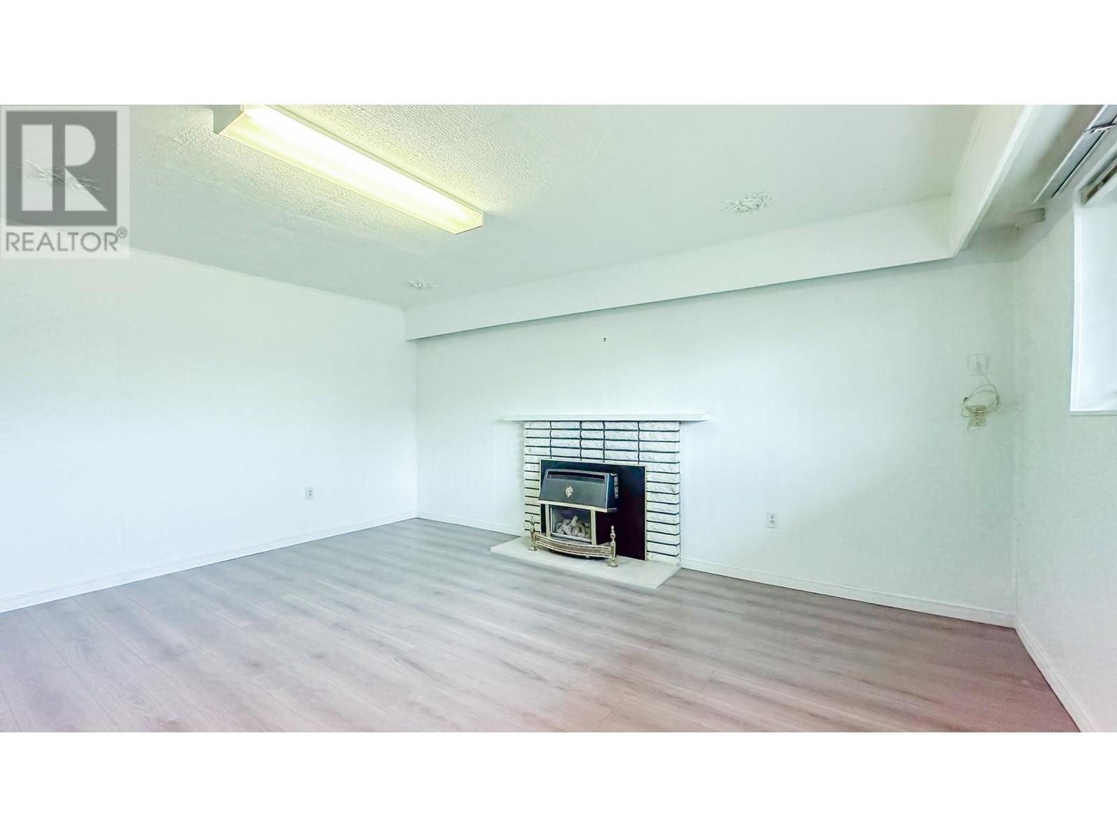 Photo 36 of 4207 Union Street, Burnaby BC