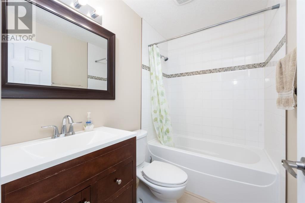 Single Family House Bungalow for Sale in  Ranchview Drive NW Ranchlands Calgary 