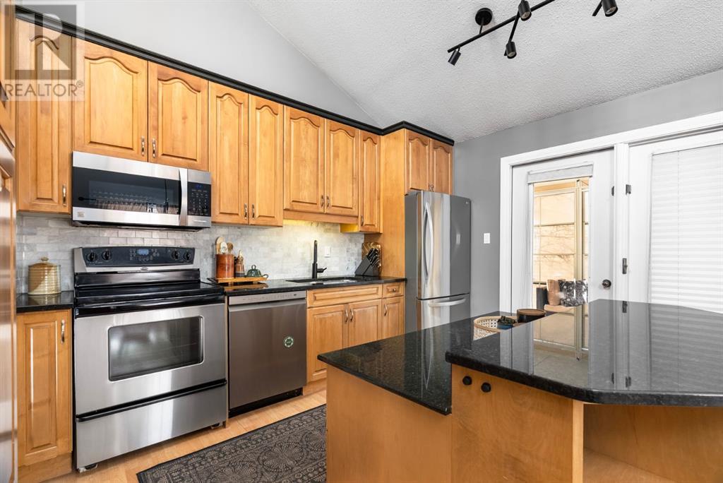 105 Whiteoak Garden, Fort McMurray, Alberta