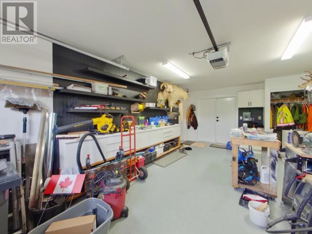 4102 BOWNESS AVE, Powell River