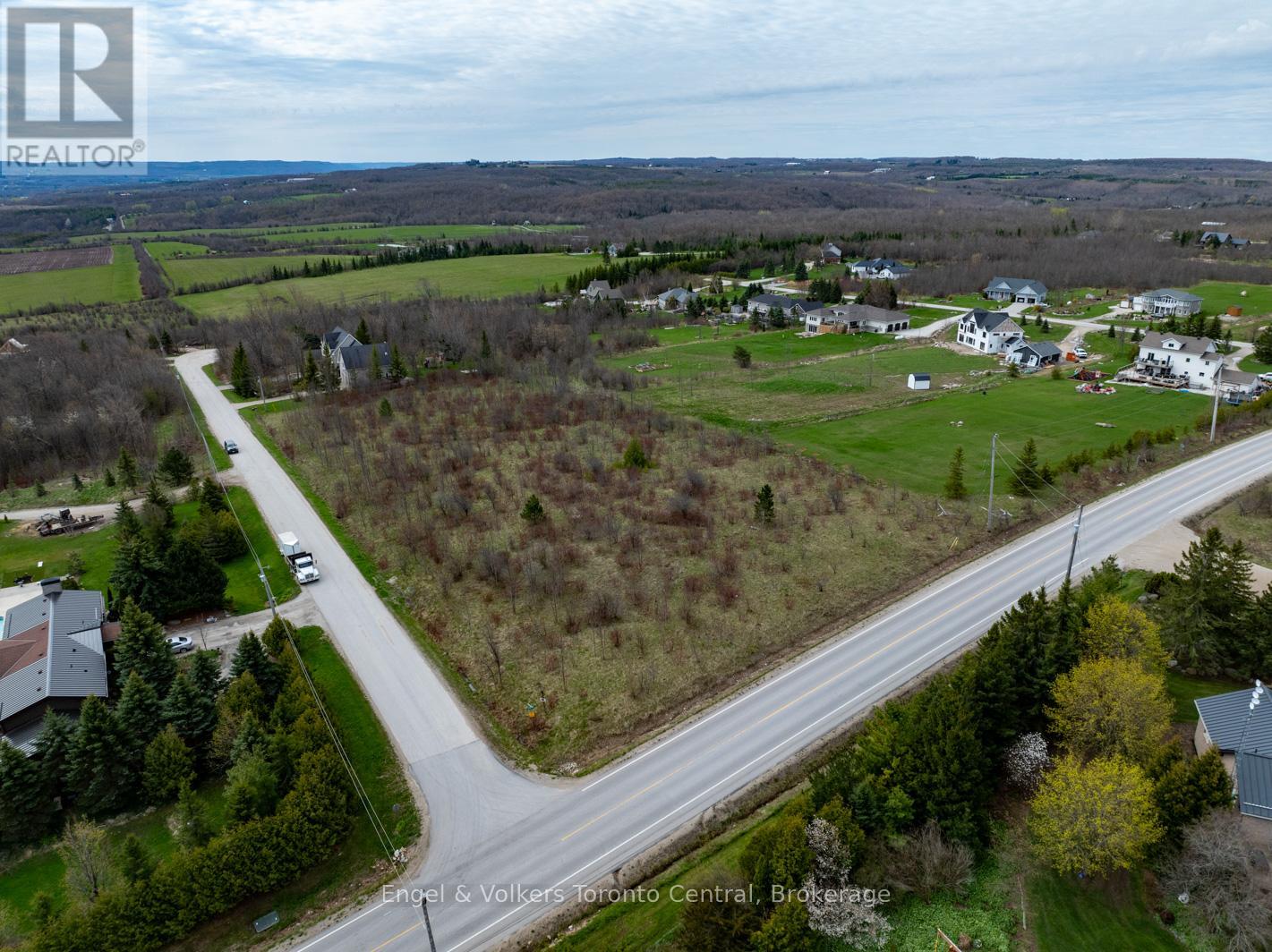 Photo 10 of 110 Dinsmore Street, Meaford ON