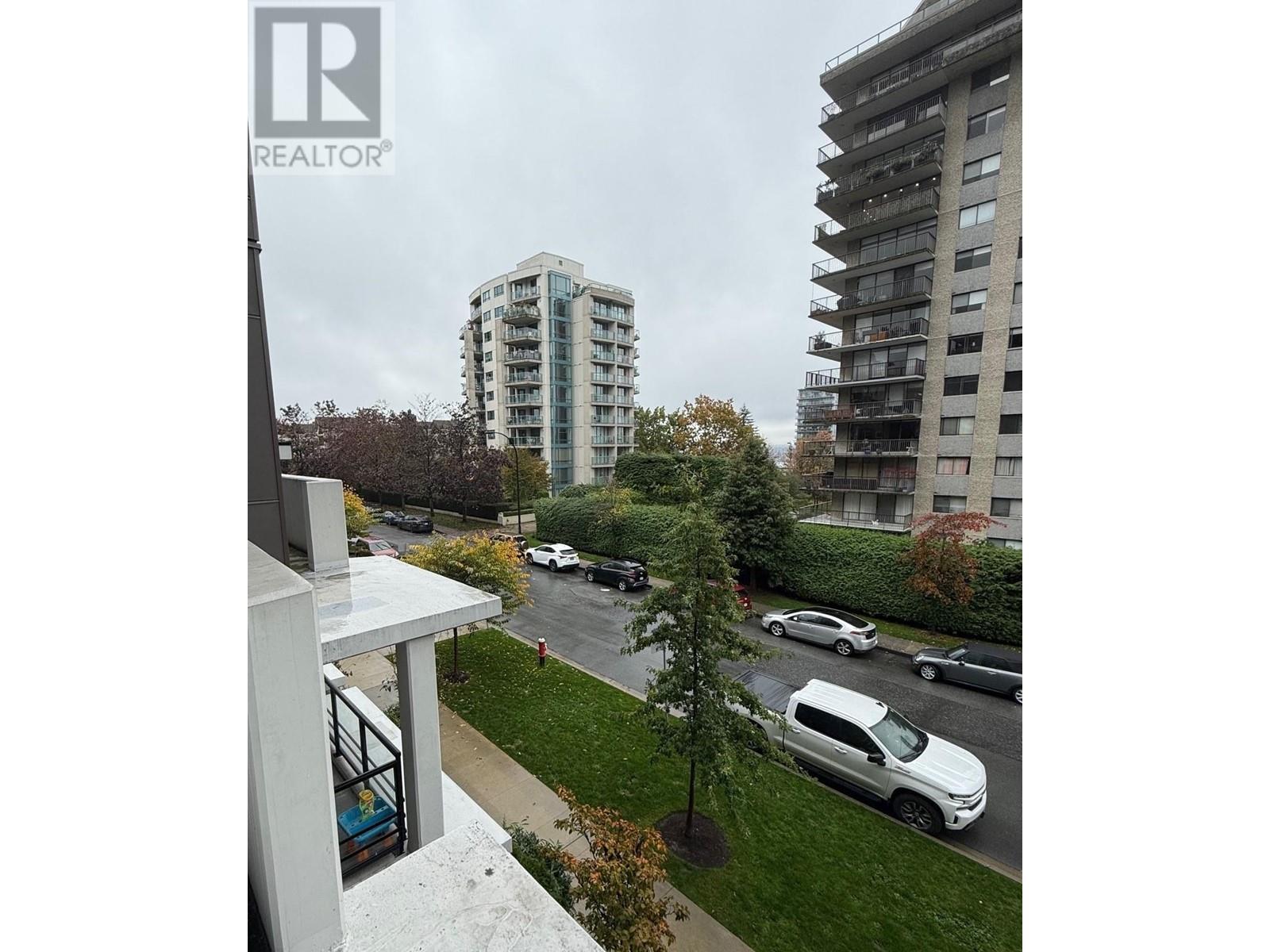 202 108 E 8TH STREET, North Vancouver real estate listing R2972364