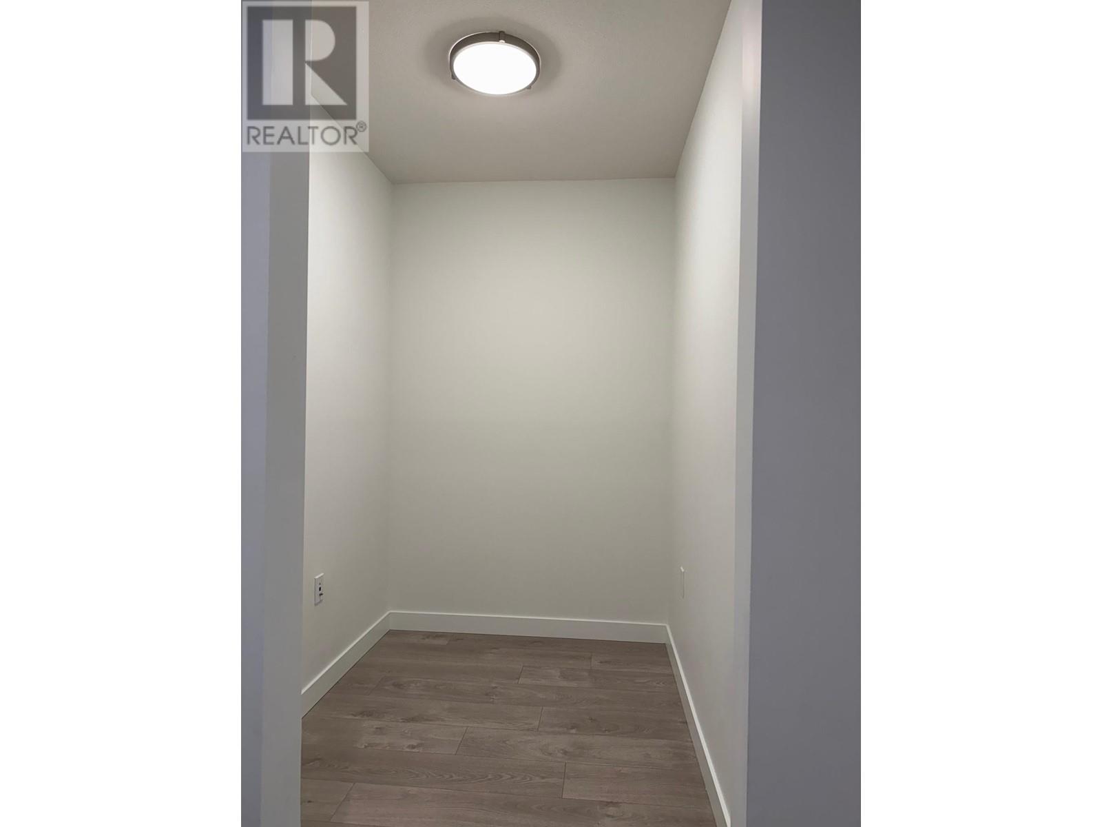 202 108 E 8TH STREET, North Vancouver real estate listing R2972364