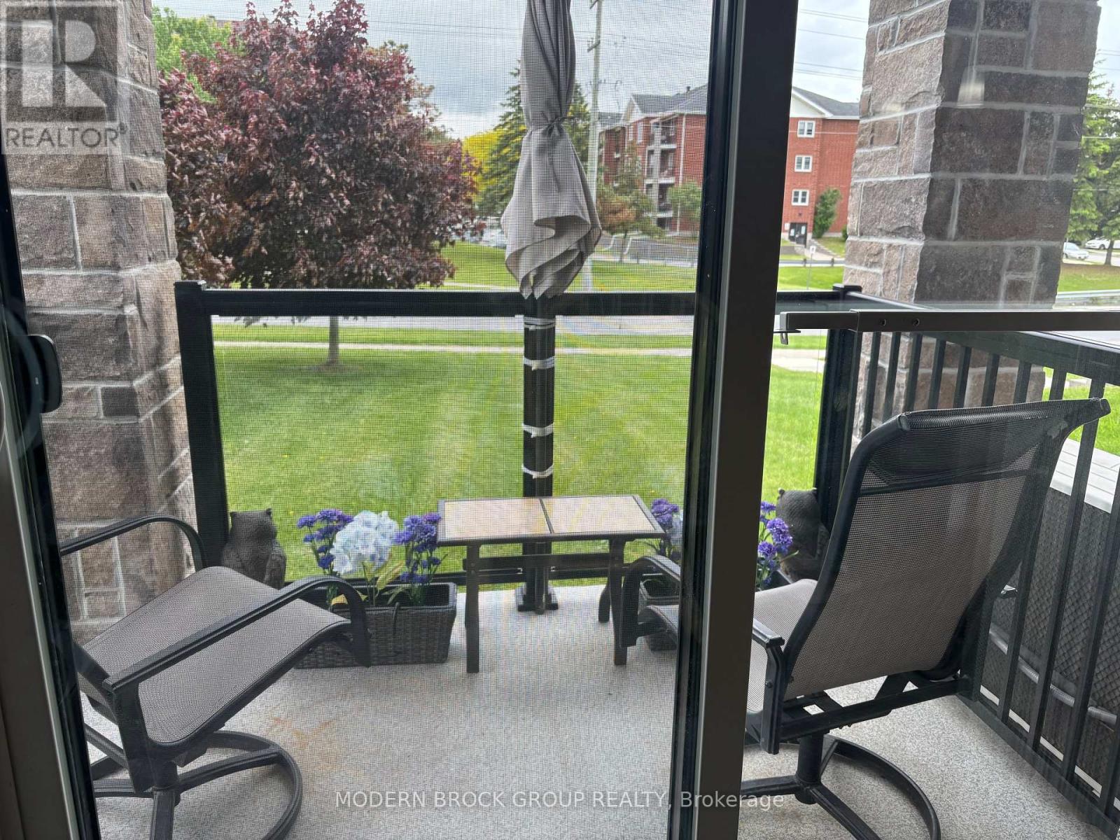 Photo 36 of 103 1109 Millwood Avenue, Brockville ON