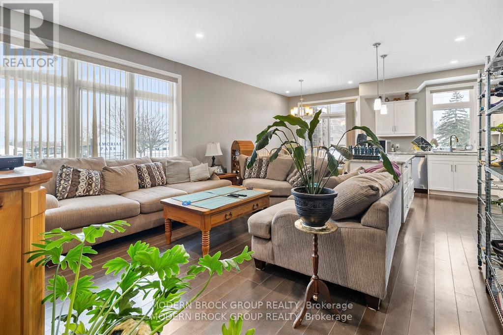 Photo 29 of 103 1109 Millwood Avenue, Brockville ON