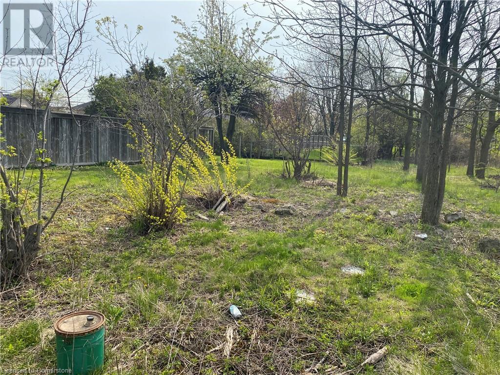 Photo 9 of 800 Rymal Road E, Hamilton ON