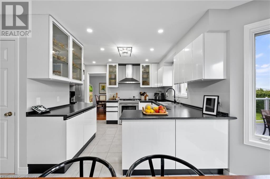 Photo 10 of 1 Brown Avenue, Cambridge ON