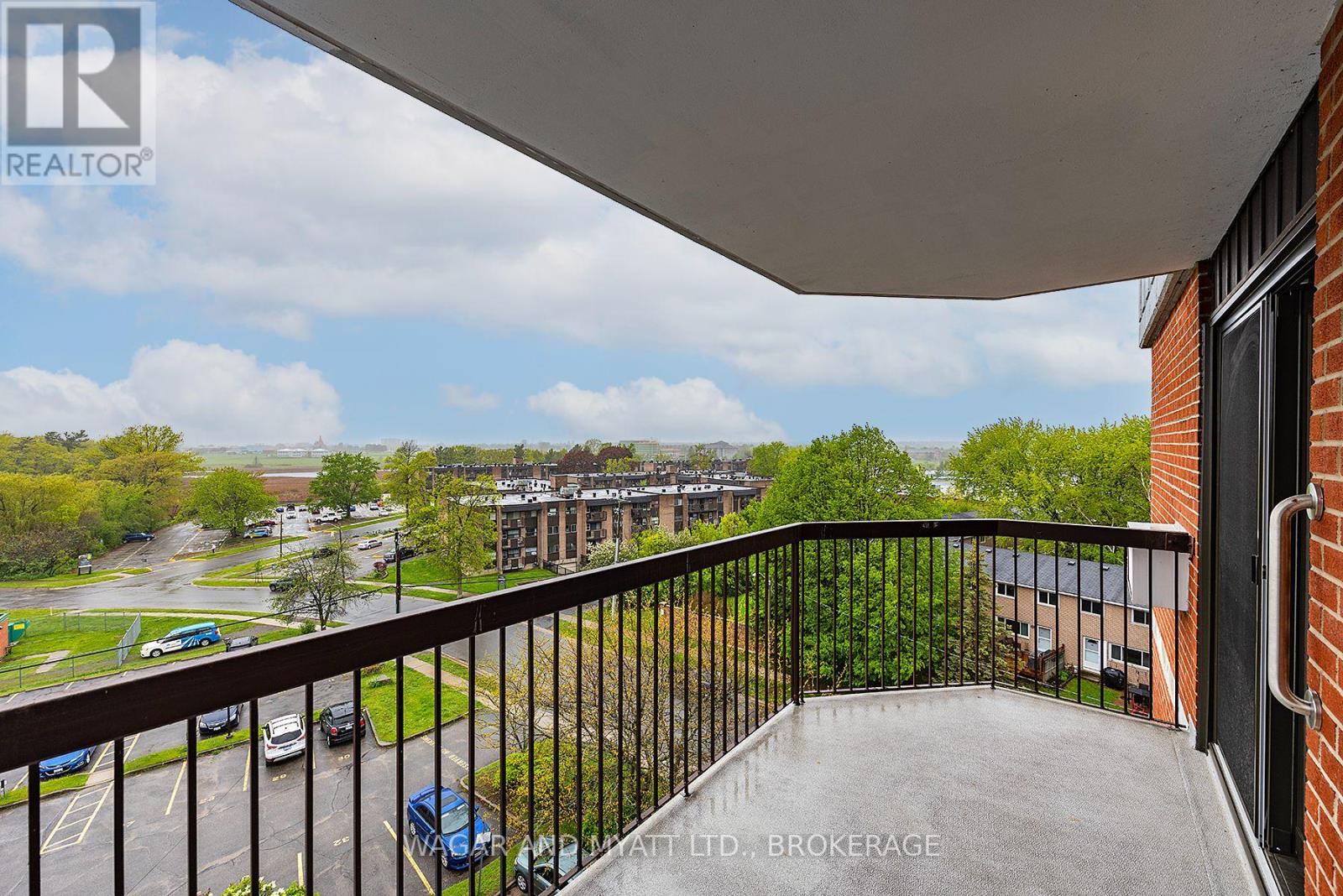 Photo 33 of 607 14 Greenview Drive, Kingston ON