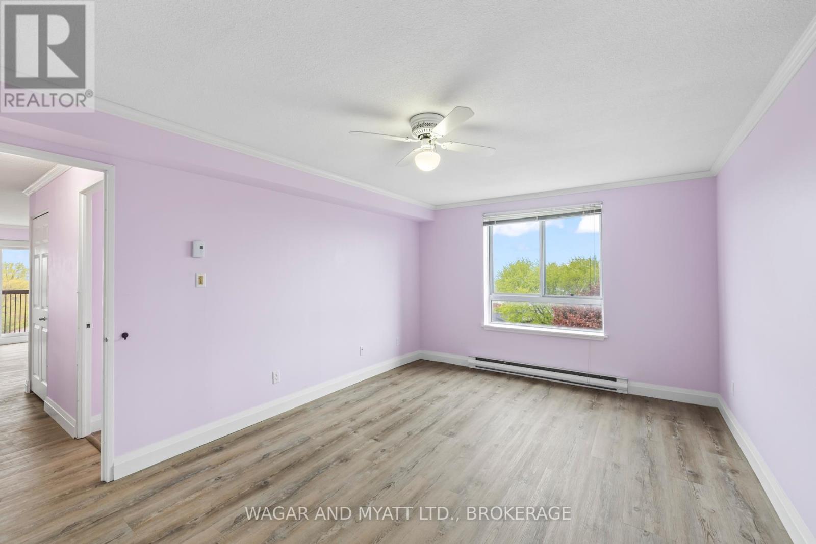 Photo 31 of 607 14 Greenview Drive, Kingston ON