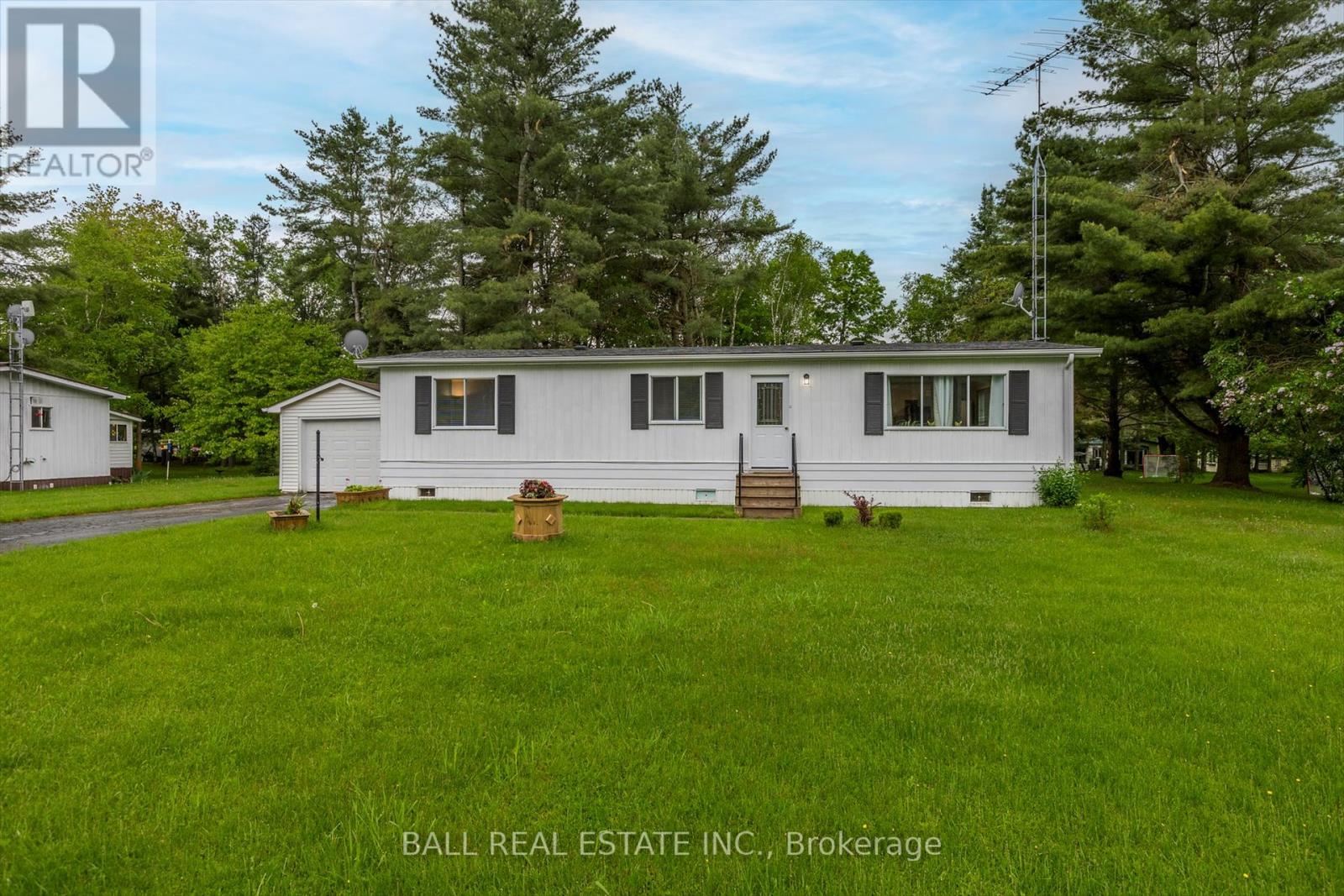 Photo 10 of 62 Methuen Street, Havelockbelmontmethuen ON