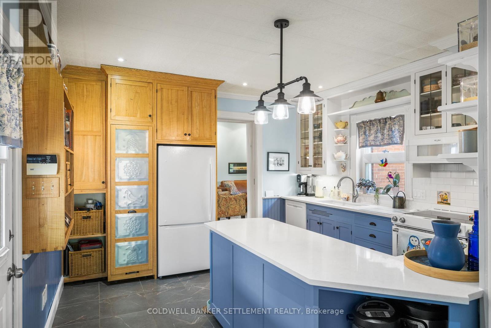 Photo 19 of 27 Lewis Street, Perth ON