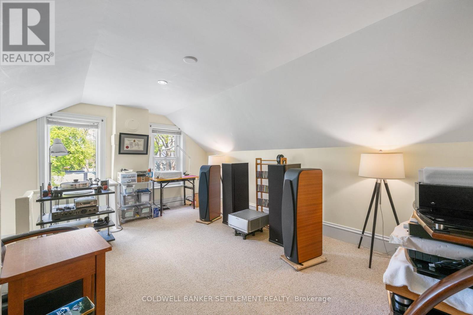 Photo 35 of 27 Lewis Street, Perth ON