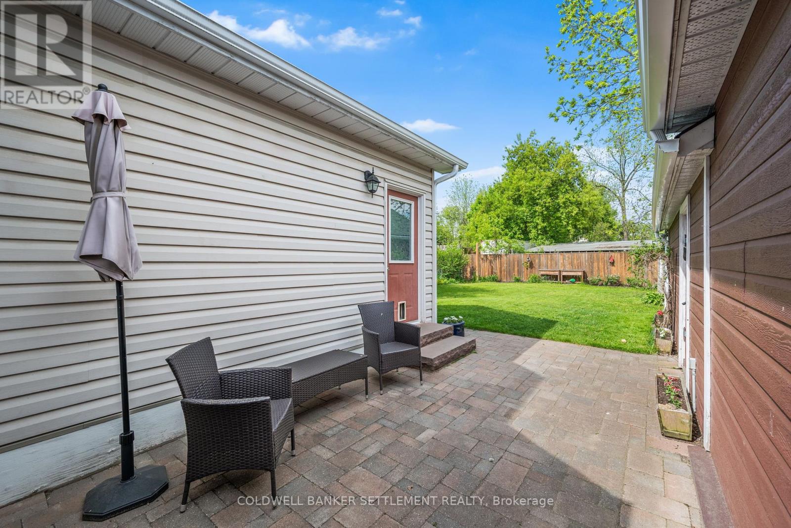 Photo 38 of 27 Lewis Street, Perth ON
