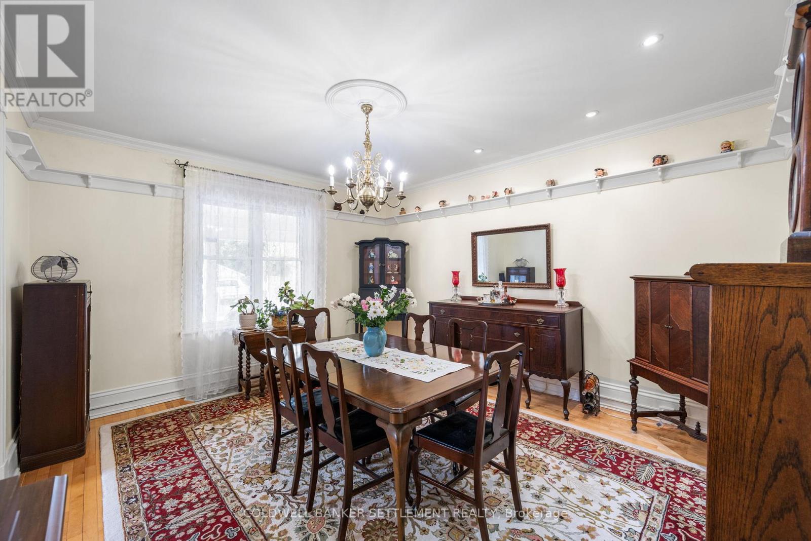 Photo 7 of 27 Lewis Street, Perth ON