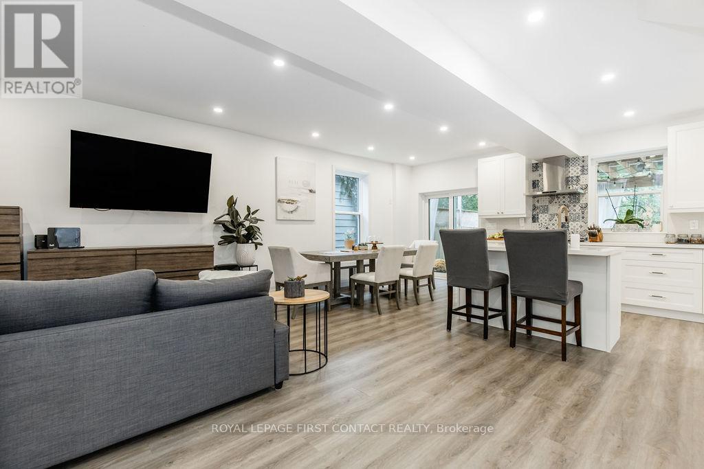 Photo 8 of 309 Gill Street, Orillia ON