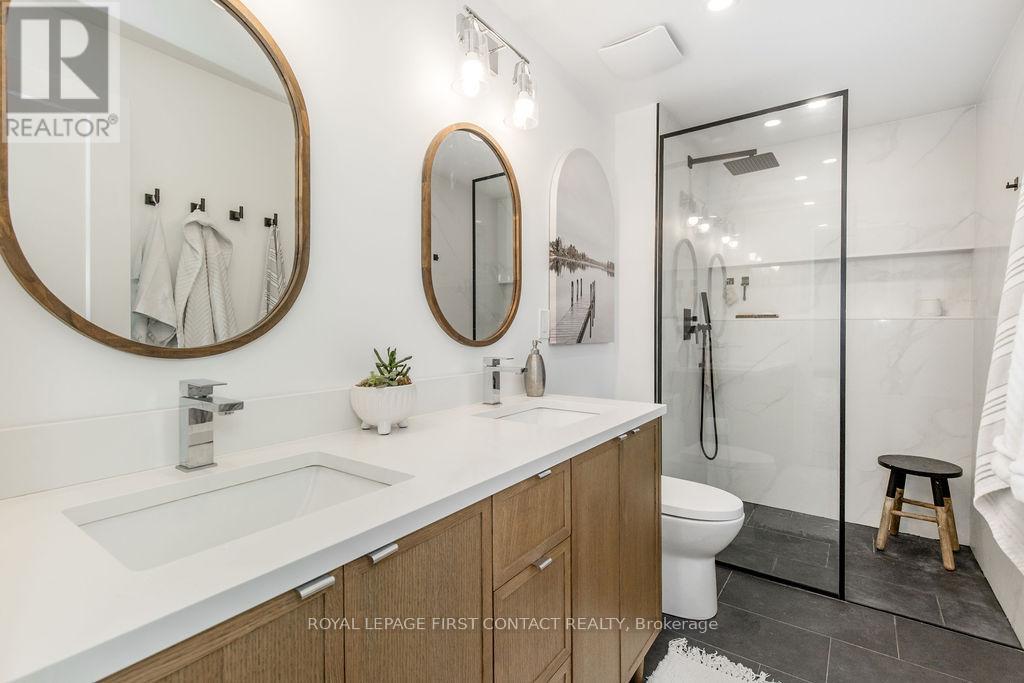 Photo 22 of 309 Gill Street, Orillia ON