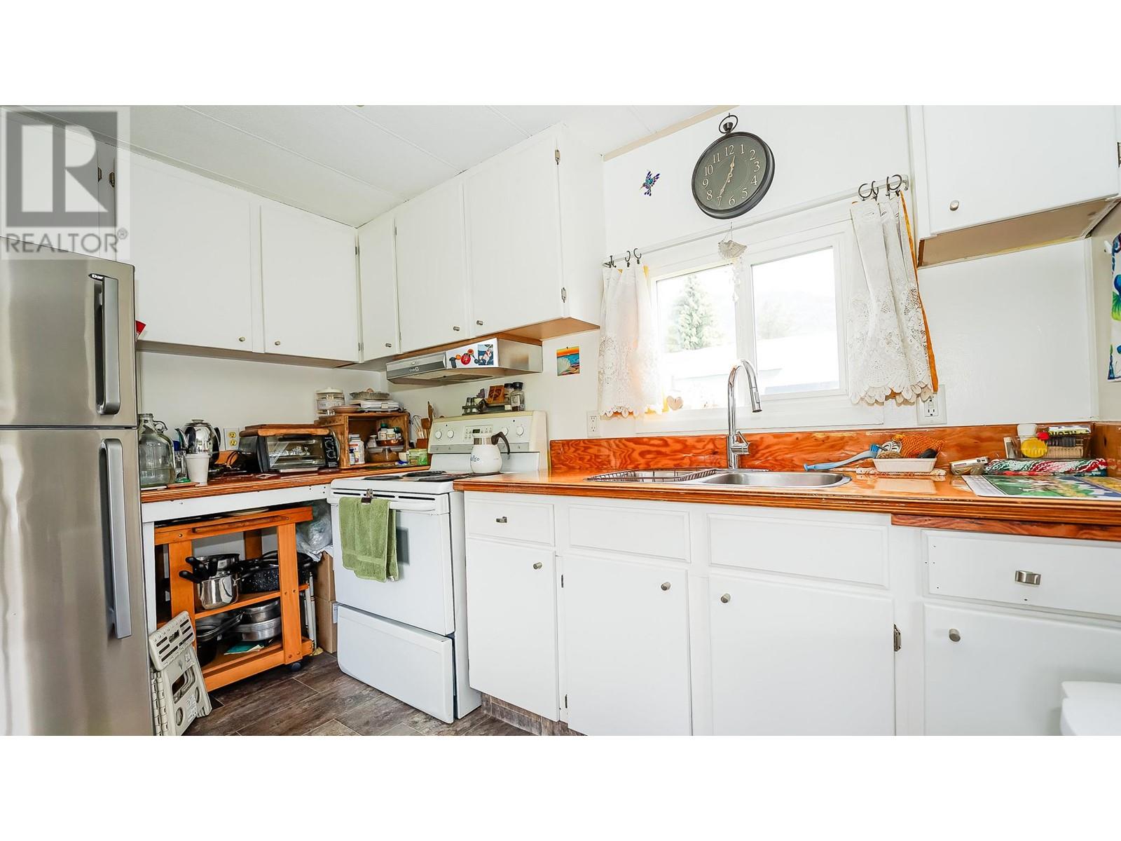 #28 318 HUMBERT STREET - 4