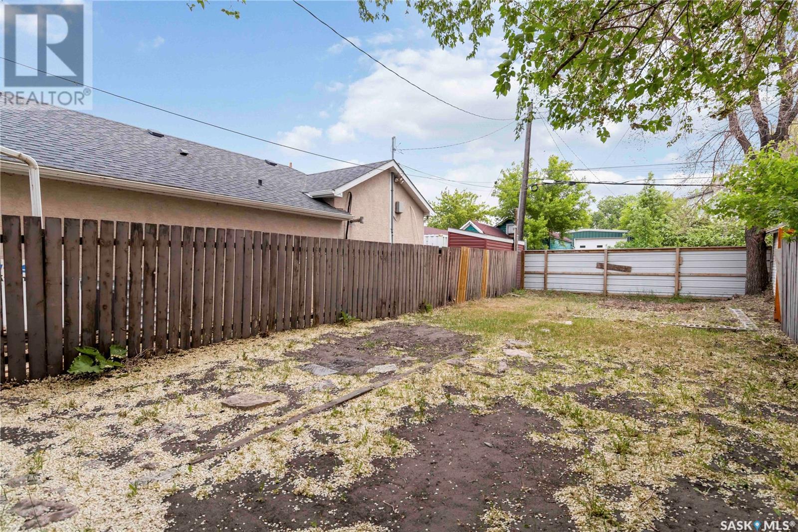 Photo 30 of 110 F Avenue S, Saskatoon SK