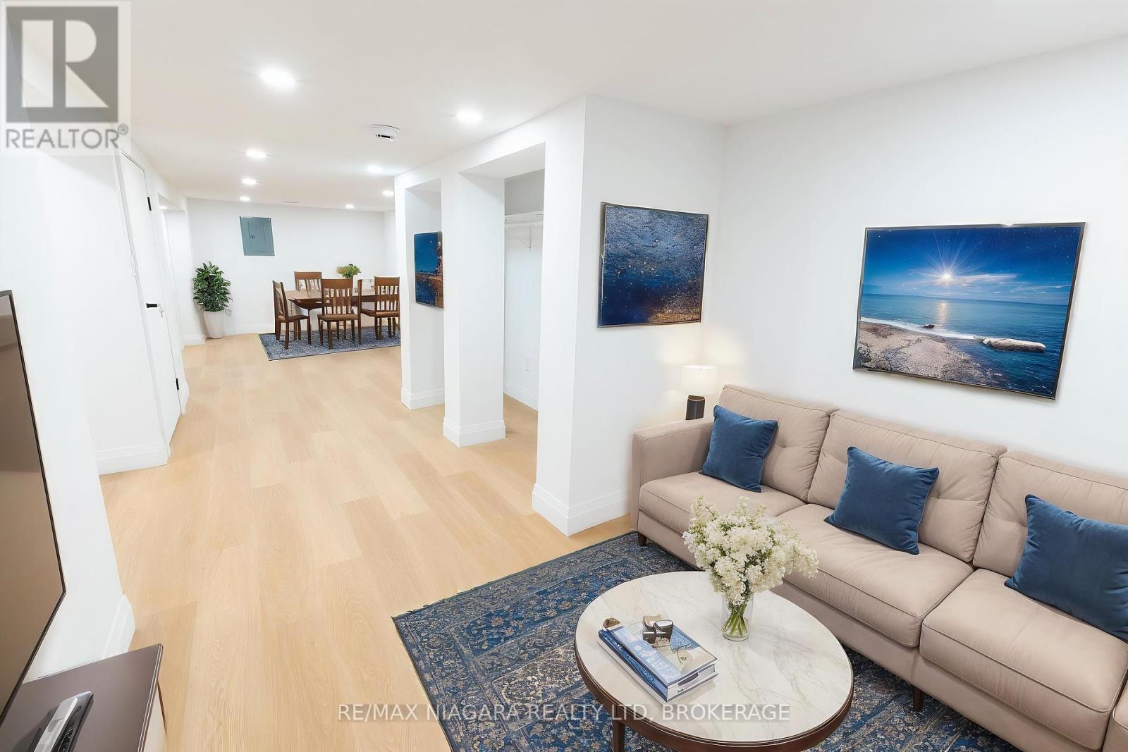 Photo 10 of 533 Cannon Street E, Hamilton ON