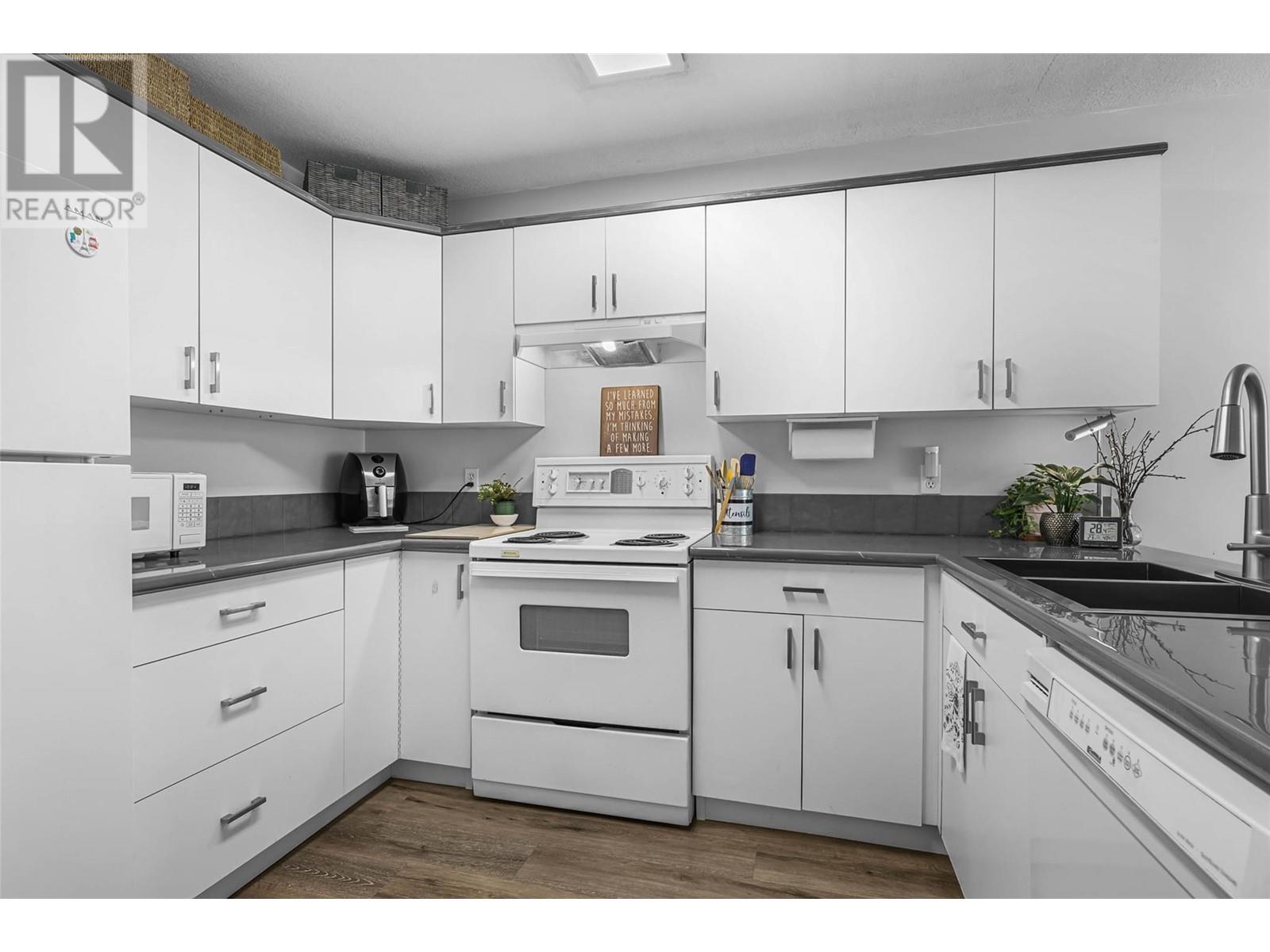 #202 554 SEYMOUR STREET - Image 10