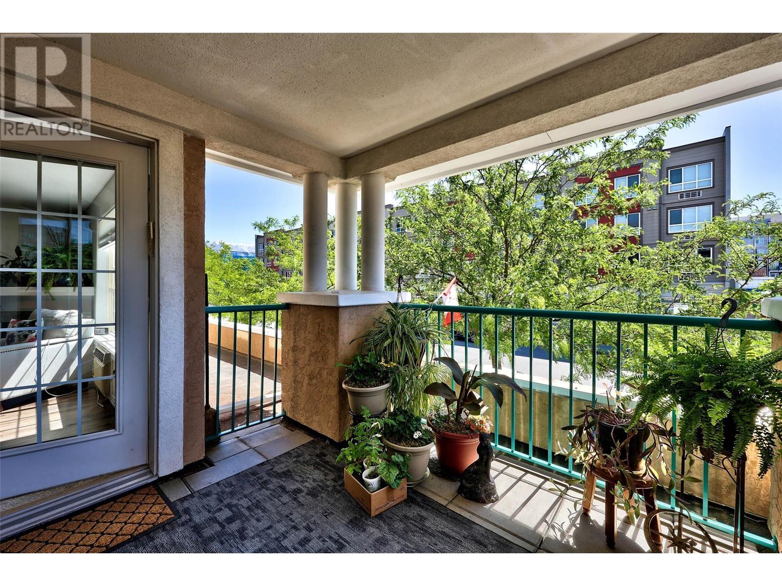 #202 554 SEYMOUR STREET - Image 3