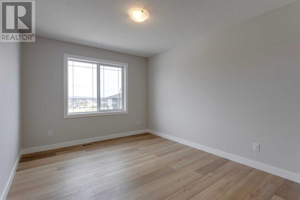 32 Willow Park Point, Cochrane, Alberta