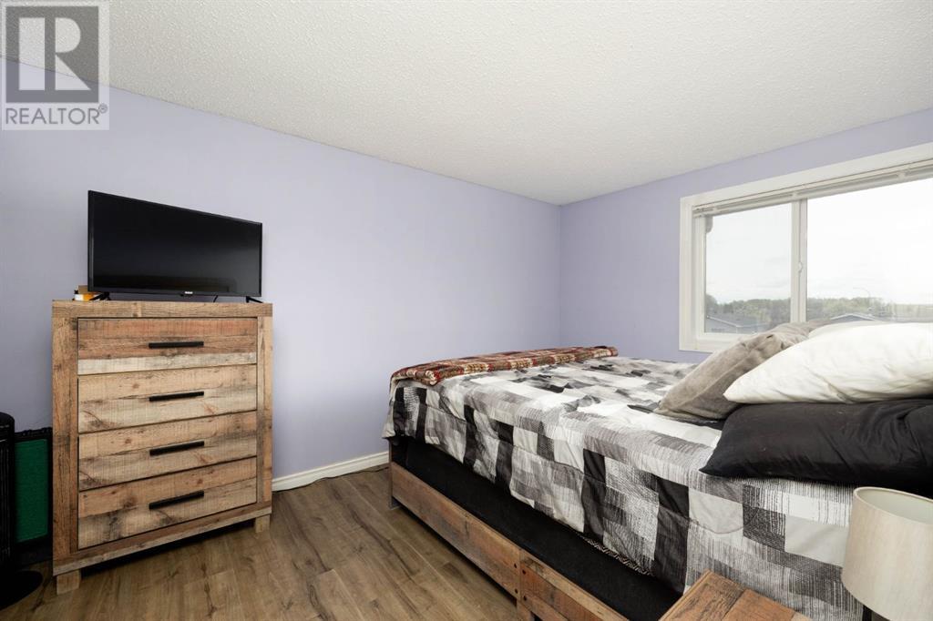 600 Signal Road, Fort McMurray