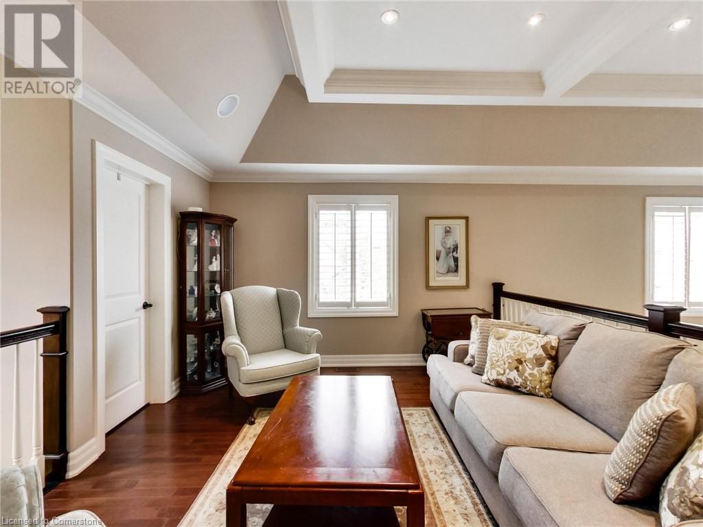 Photo 15 of 89 Toulon Avenue, Ancaster ON
