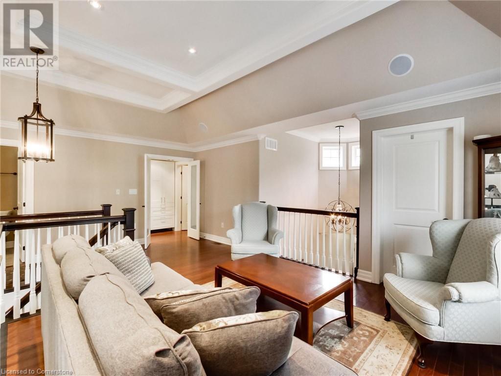 Photo 19 of 89 Toulon Avenue, Ancaster ON