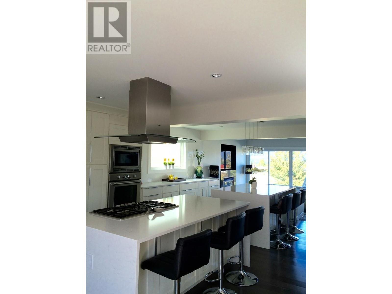 Photo 9 of 1370 E 35th Avenue, Vancouver BC
