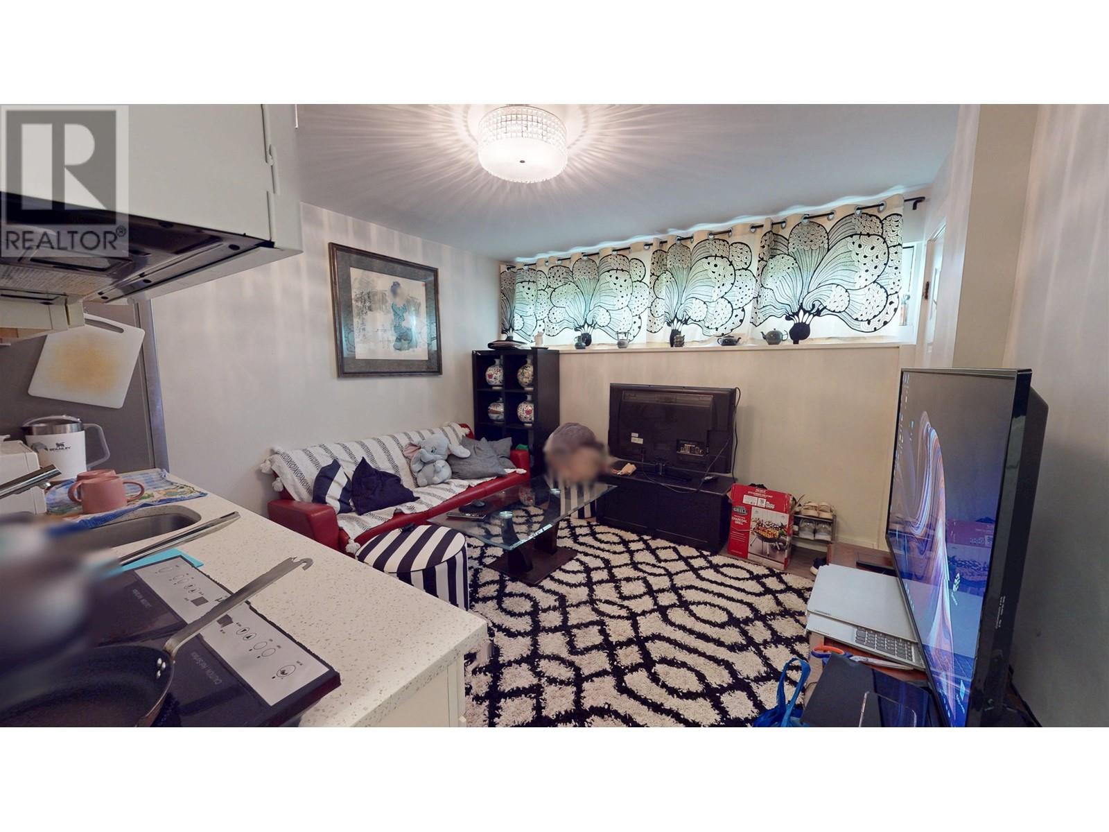 Photo 24 of 1370 E 35th Avenue, Vancouver BC