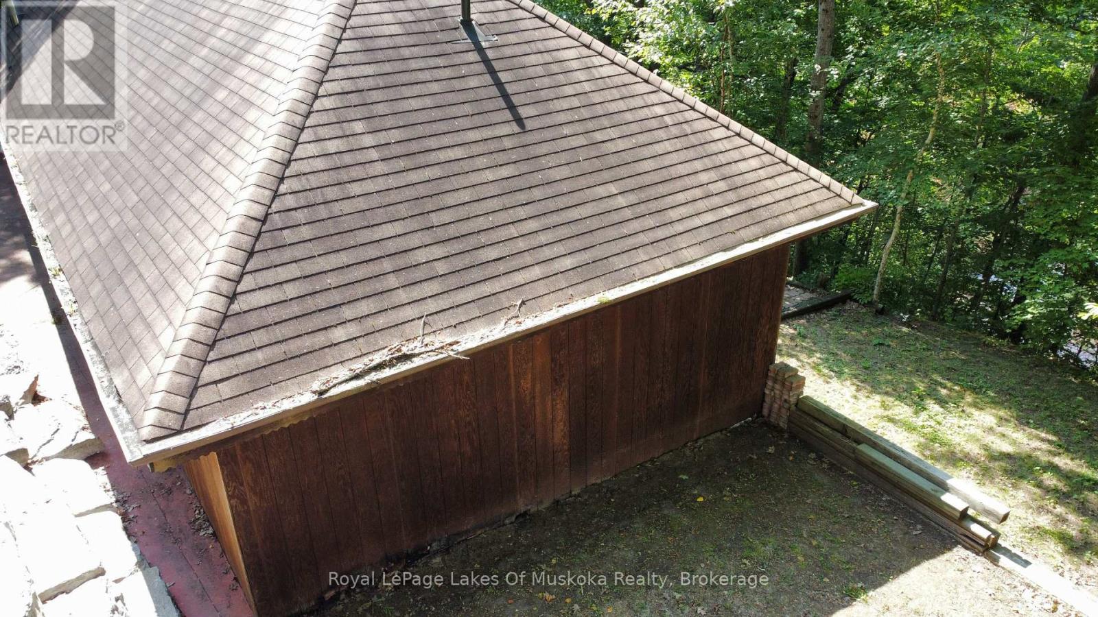 Photo 5 of 1030 Mccabe Road, Lake Of Bays ON