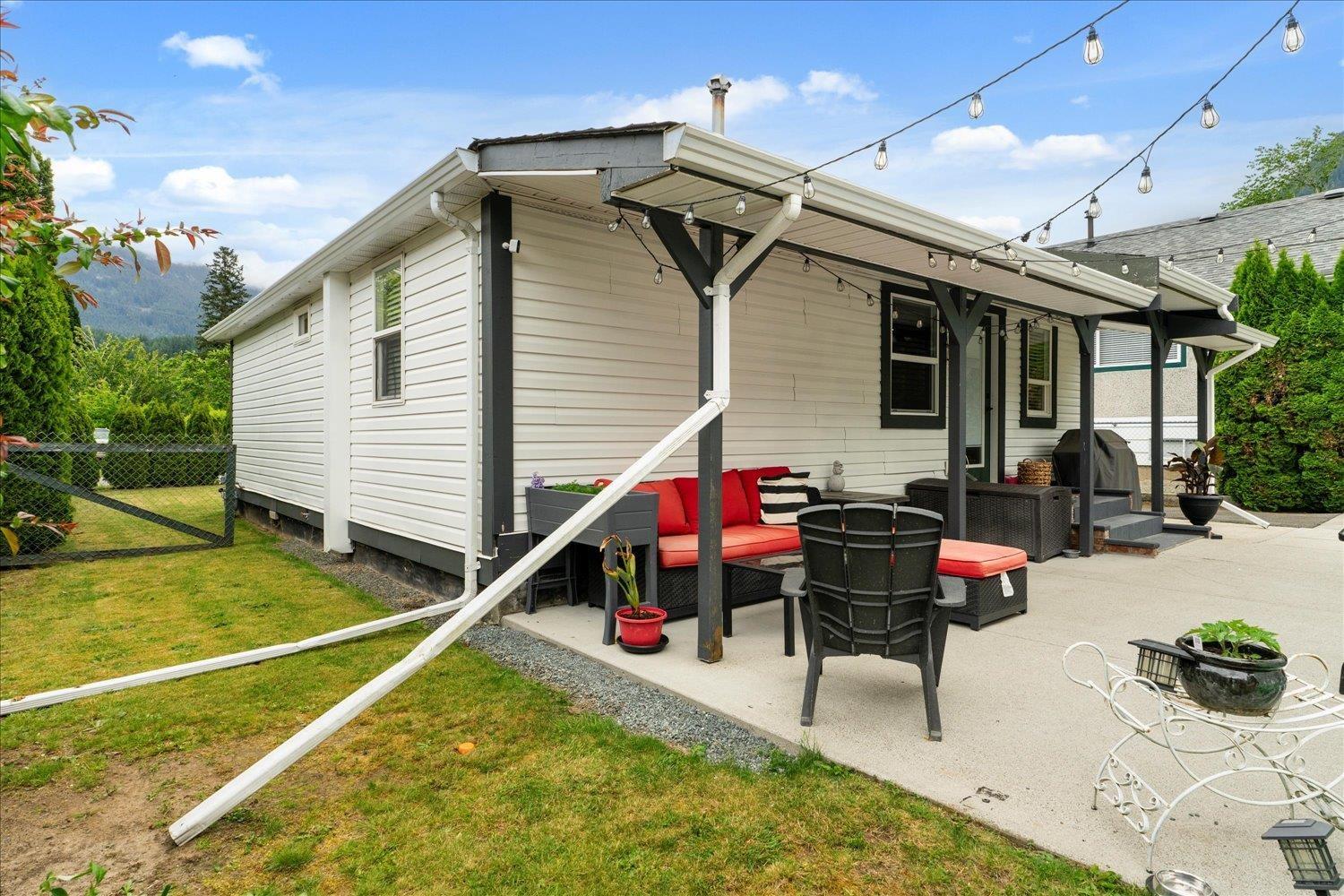 578 HEMLOCK AVENUE, Hope, Hope