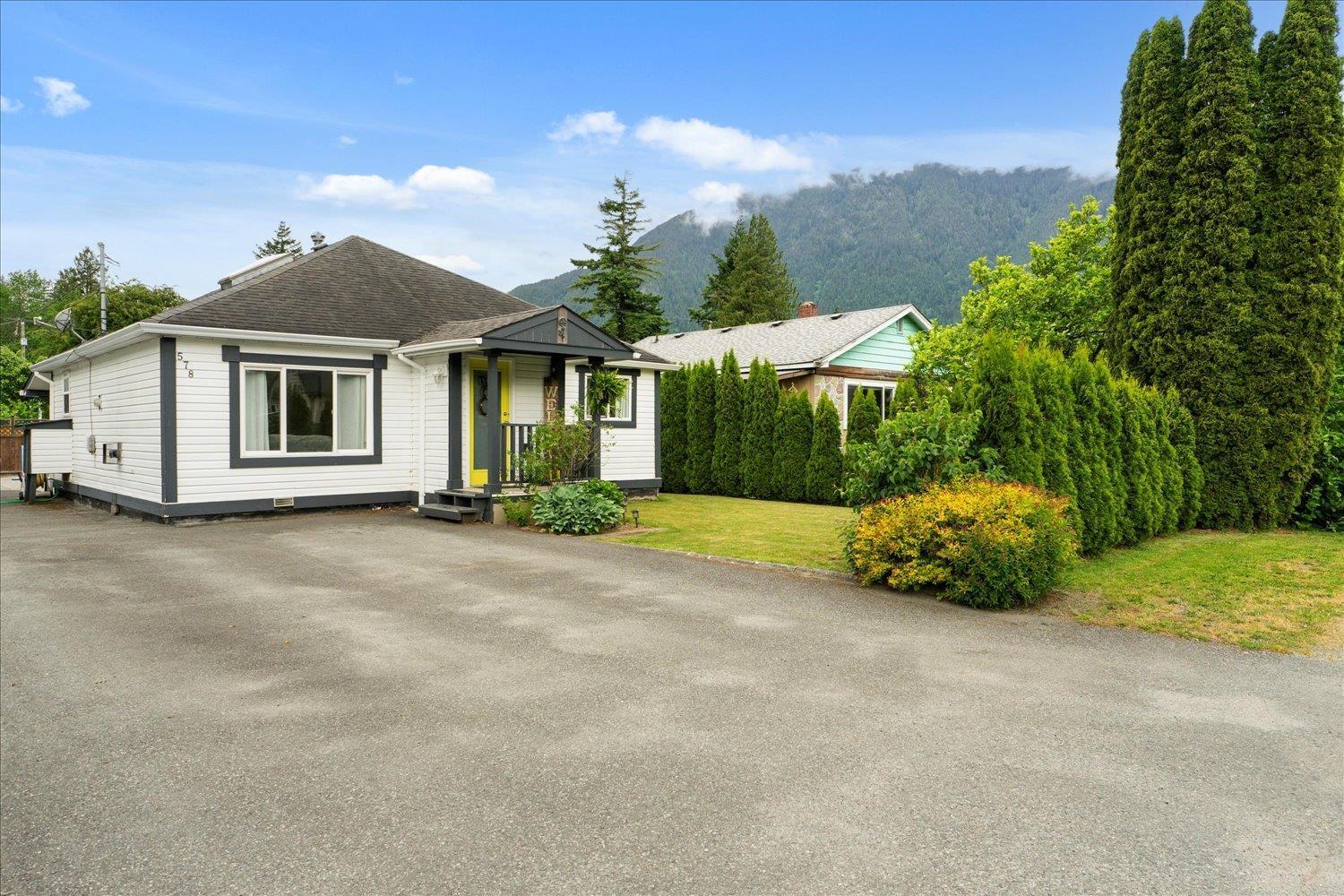 578 HEMLOCK AVENUE, Hope, Hope