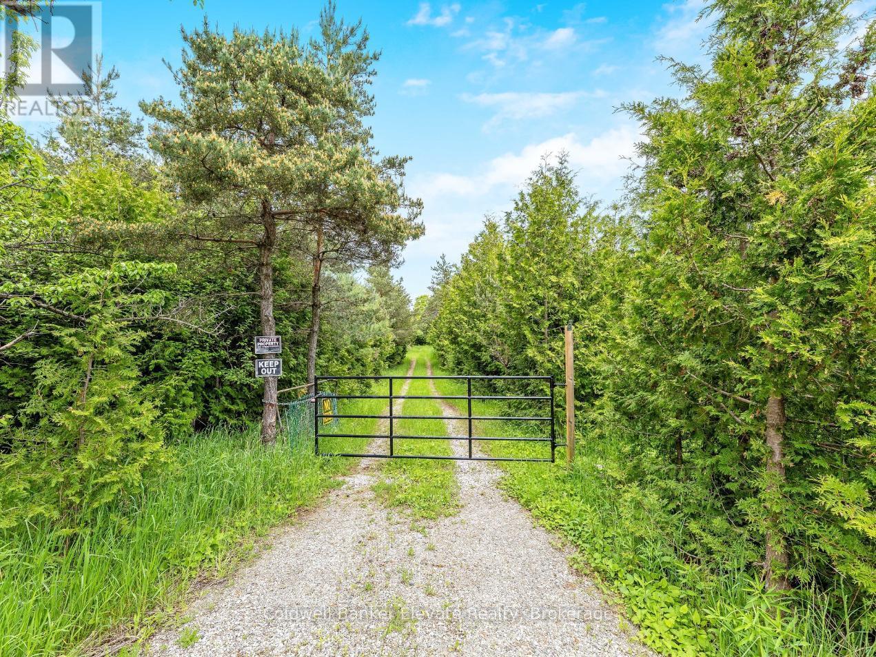 Photo 11 of 14915 Winston Churchill Boulevard, Caledon ON