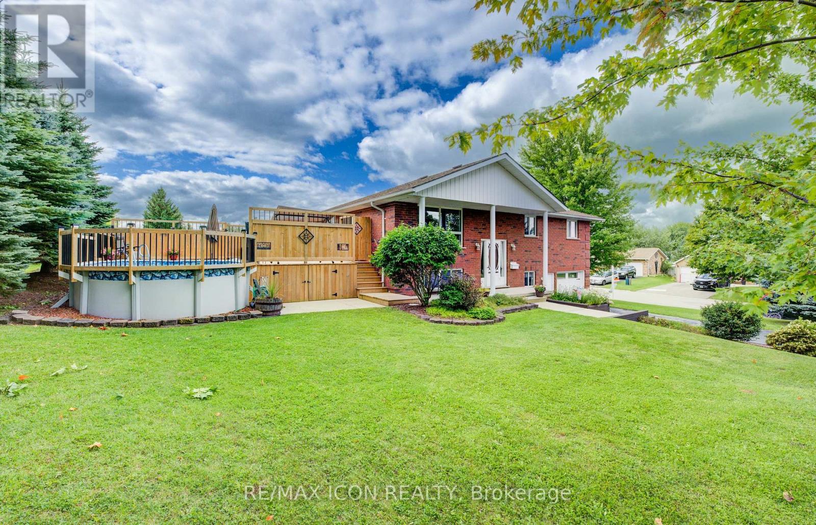 Photo 32 of 178 Melissa Crescent, Wellington North ON