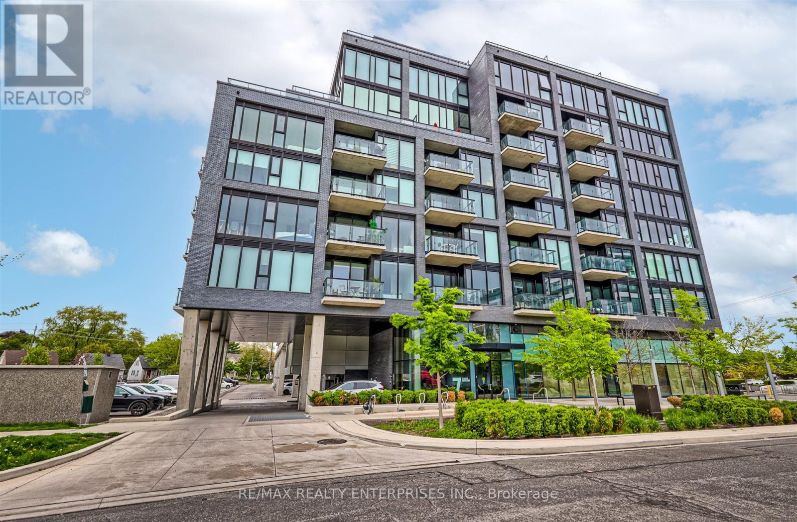 Photo 20 of 410 7 Smith Crescent, Toronto ON