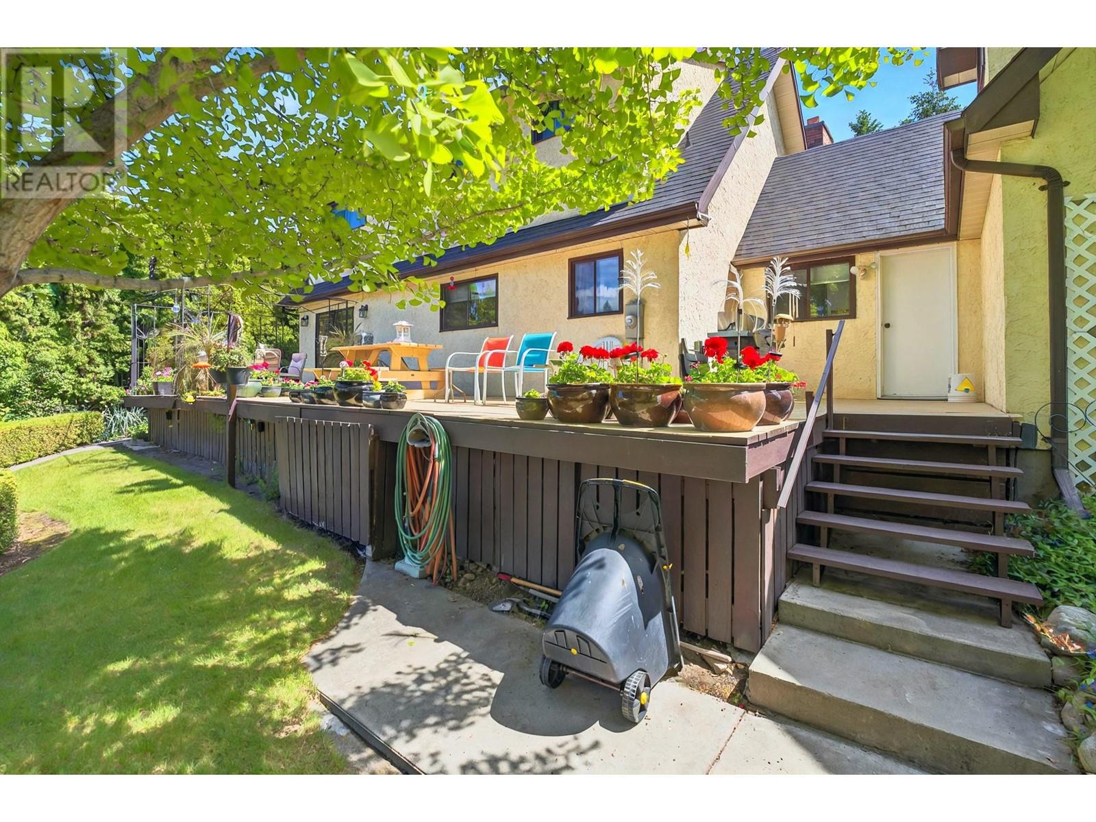 3025 Naramata Road, Naramata