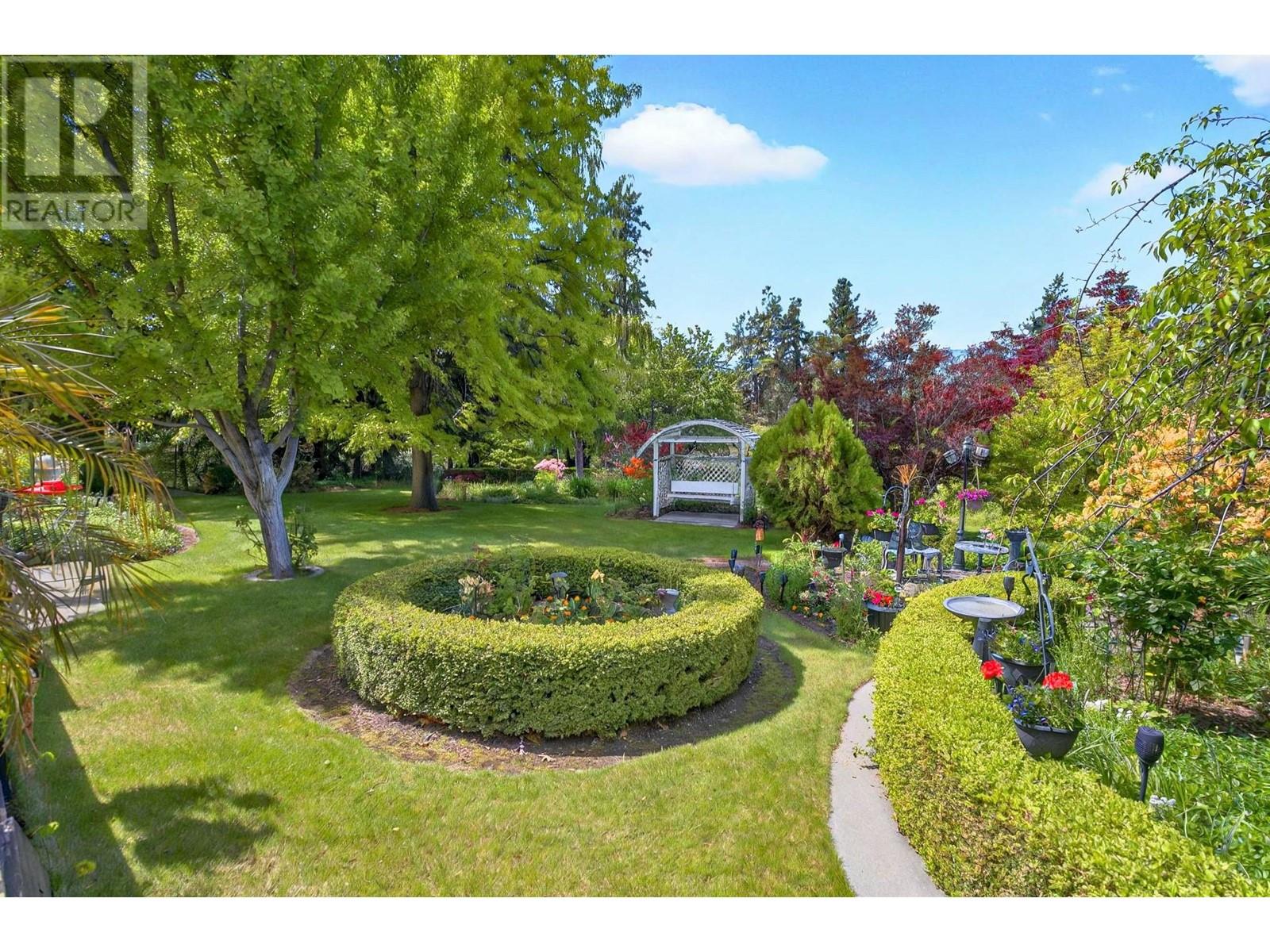 3025 Naramata Road, Naramata