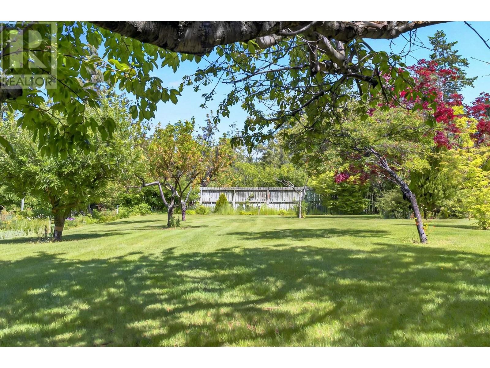 3025 Naramata Road, Naramata
