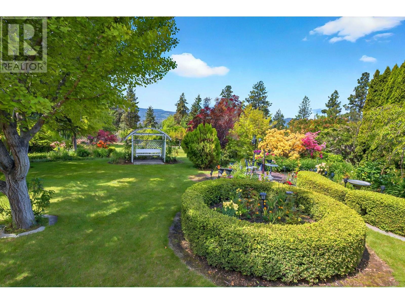 3025 Naramata Road, Naramata