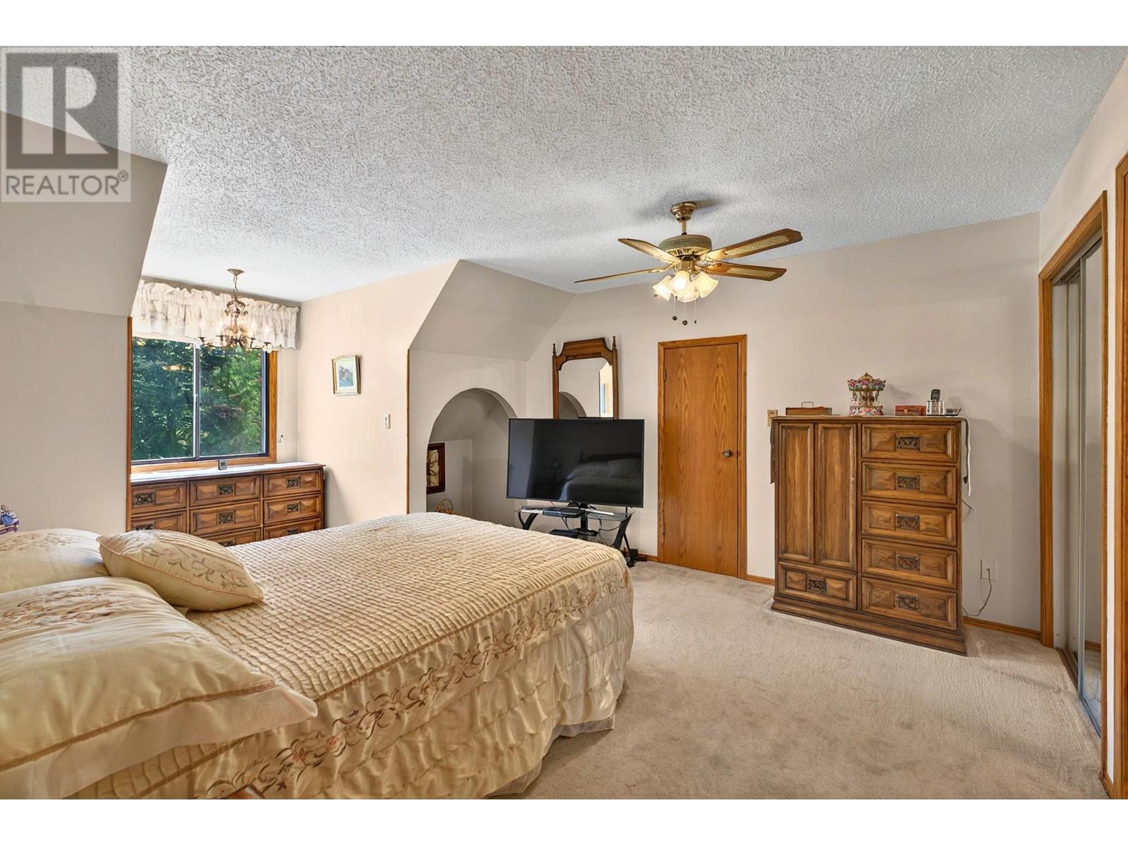 3025 Naramata Road, Naramata